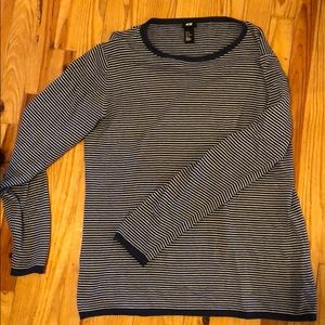 H&M crewneck longsleeve